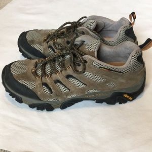 Merrell Walnut  hiking shoes